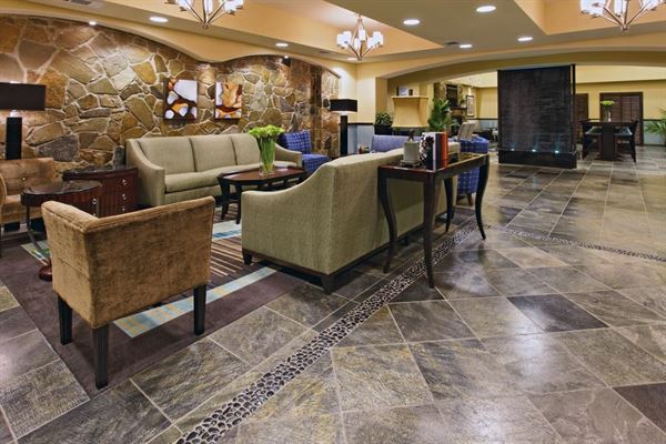 Holiday Inn Express & Suites Weatherford