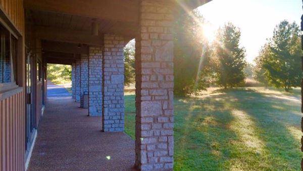 Henry Horton State Park Inn