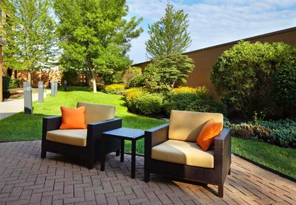 Courtyard Cleveland Willoughby