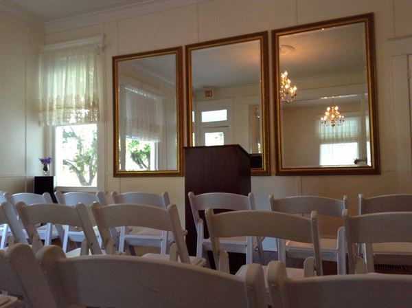 Surrey House And Gardens