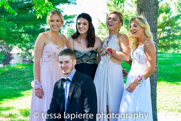 Tessa Lapierre Photography