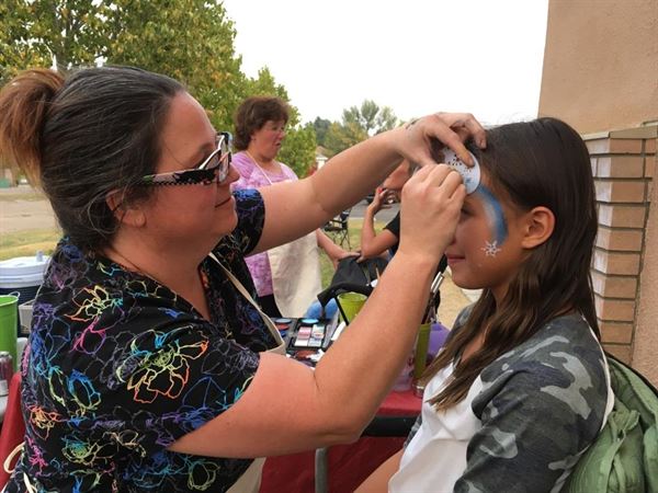 Beckaboo: Face Painting, Balloons, and Fun