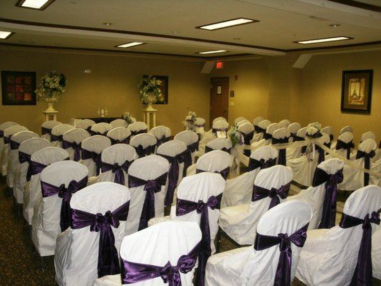 Holiday Inn Express & Suites Lake Worth Nw Loop 820