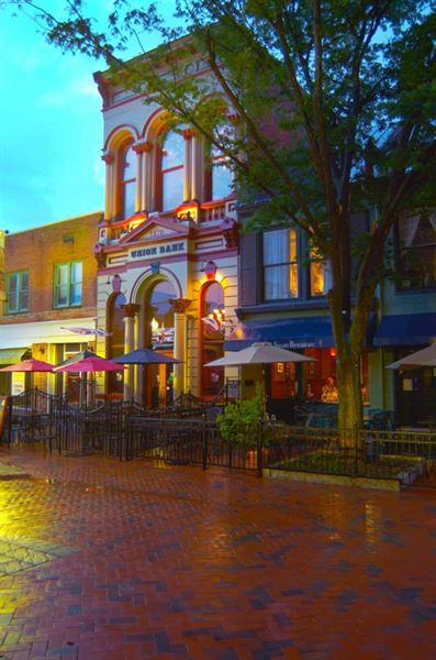 The Union Jack Pub & Restaurant