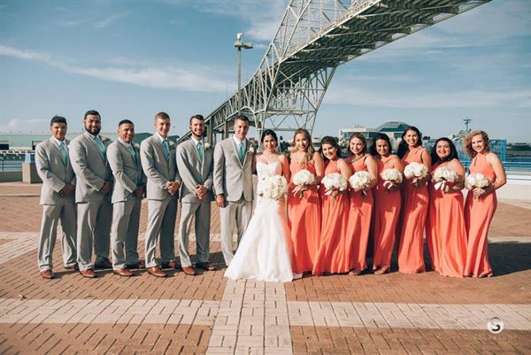 Diamond Entertainment DJ & Photo Booth