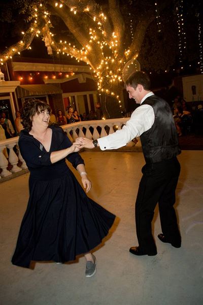 Diamond Entertainment DJ & Photo Booth