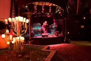 Boardner's by La Belle