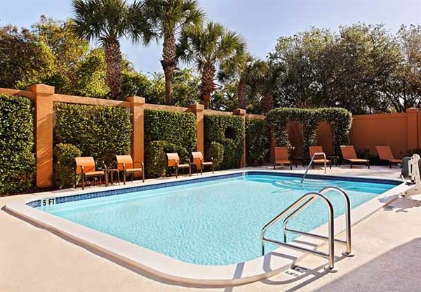 Courtyard Tampa North/I-75 Fletcher