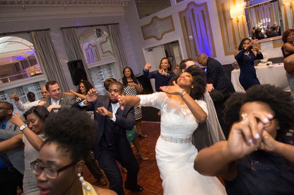 Imani Entertainment DJ, Karaoke, and Photobooth Service