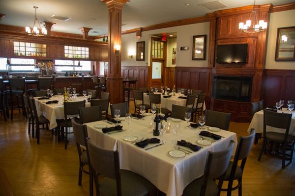 Iron Works Tavern-Hilton Garden Inn