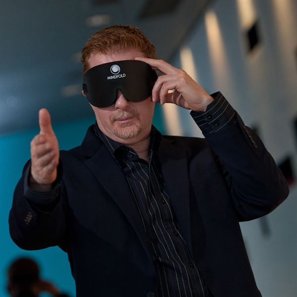 Eric Samuels: Mind Games