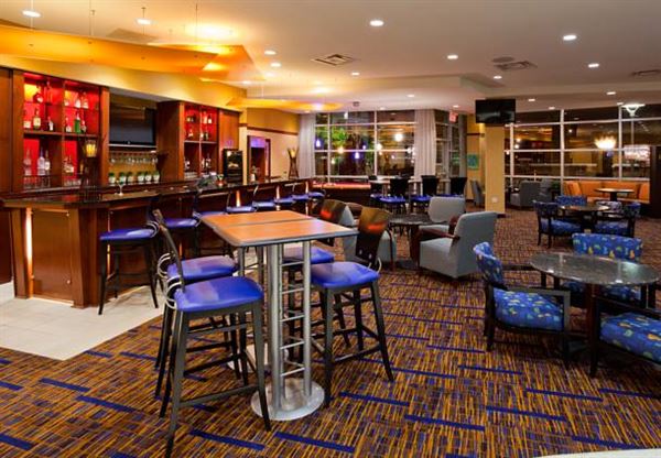 Courtyard Minneapolis Maple Grove/Arbor Lakes