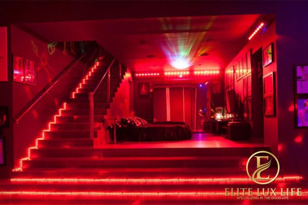 Hollywood Hills Elite Casino Nightclub