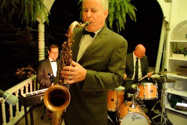 The Kensie Jazz and Dance Band