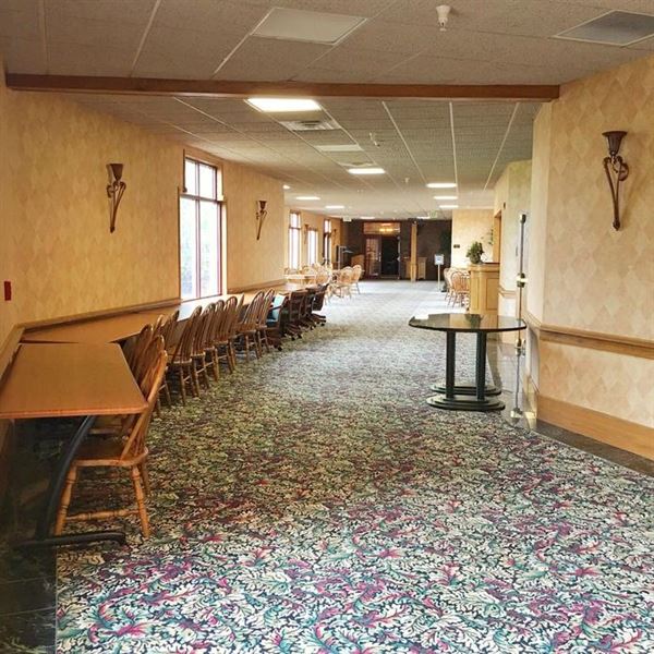 Divots Conference Center