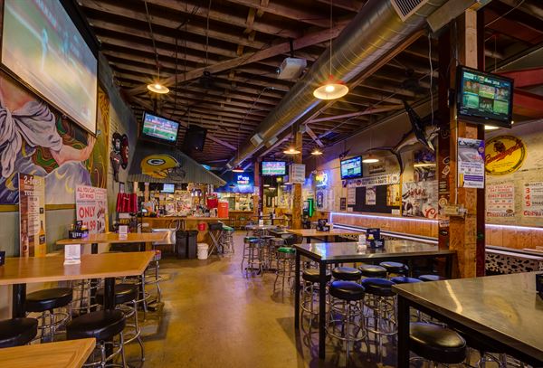 Swanky's Vittles and Libations