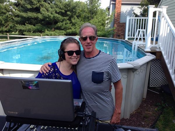 Brett Gash DJ Entertainment