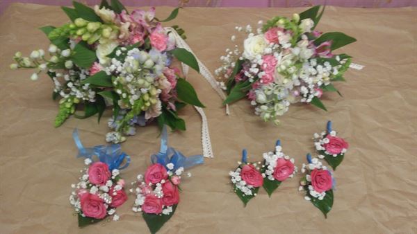 Bumbyee Flowers & Seasonal