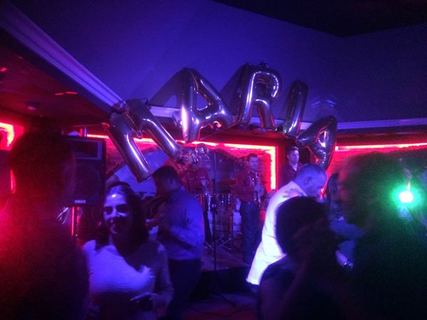 IV PRIVATE PARTY LOUNGE