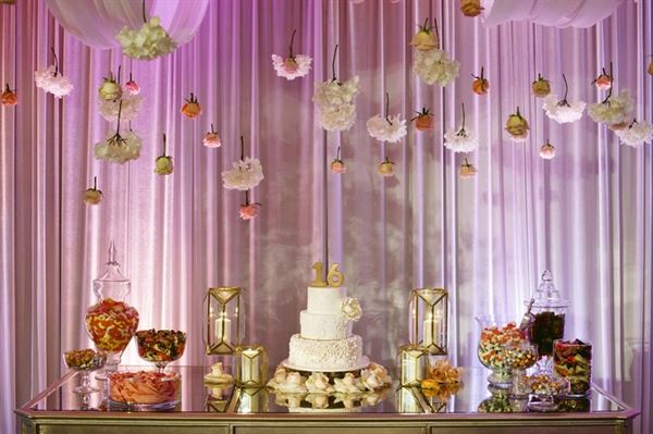 VENUE by Three Petals