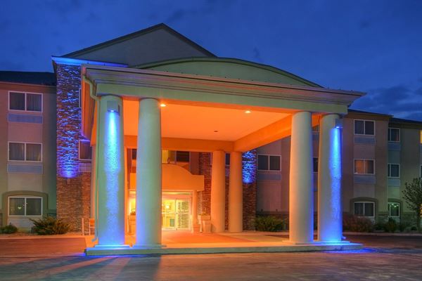 Holiday Inn Express & Suites Portales