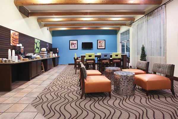 La Quinta Inn & Suites Santa Rosa