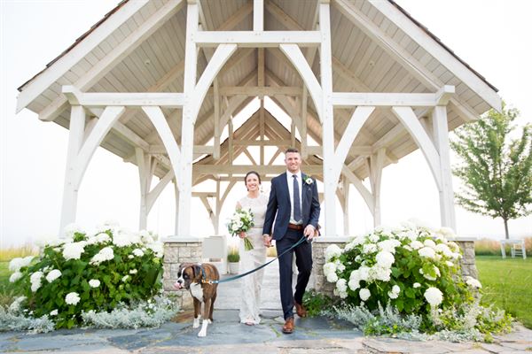 Candid Apple Photography - Salmon Arm