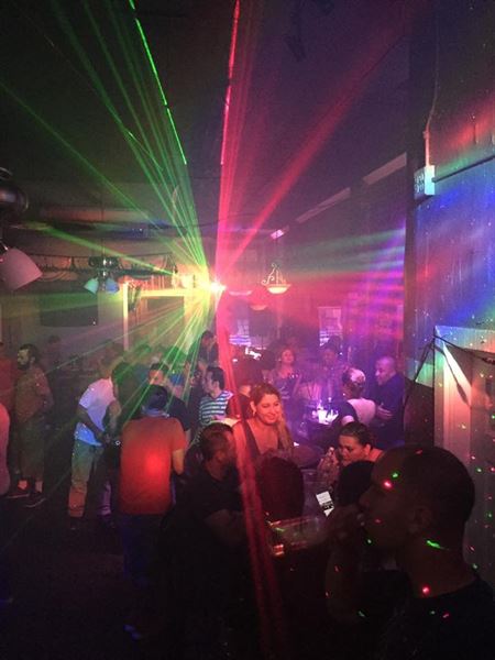 Gloria's Bar & Grill