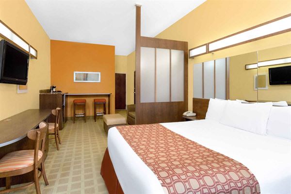 Microtel Inn & Suites Greenville