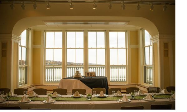 Shalin Liu Performance Center