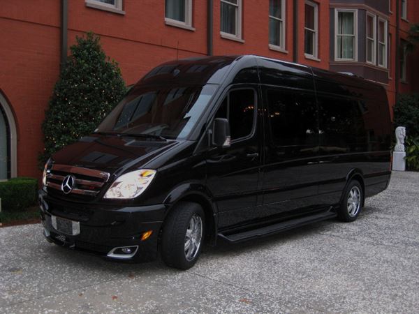 Chicago Party Bus Fun