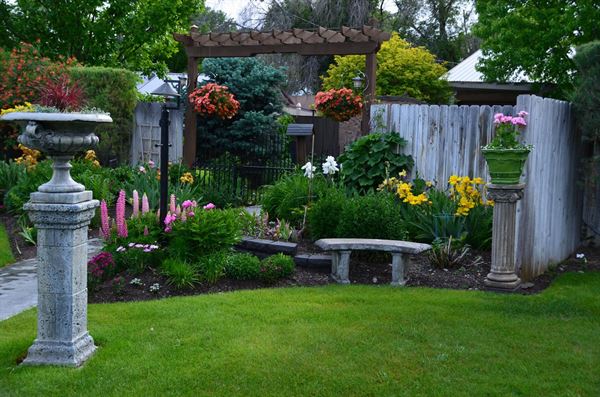 DanWalt Botanical Gardens