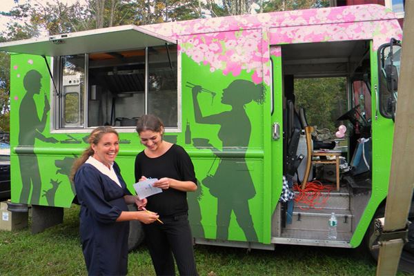 Barn On The Pond: Barn Style Lodging & Events