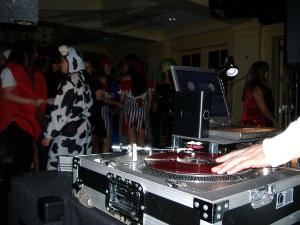 Cousins DJ And Entertainment