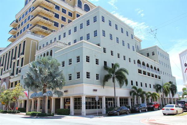 Veranda on Ponce at BizNest