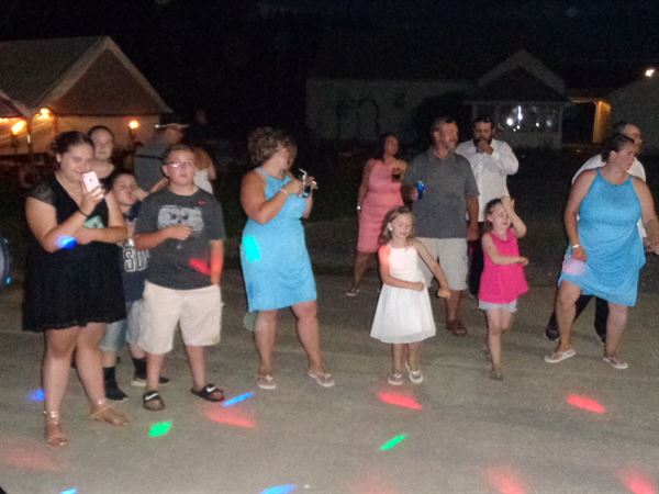 Moonlight DJ & Karaoke