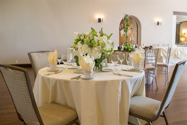 Altadena Town & Country Club