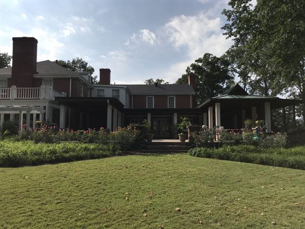 Hoover-Randle Home & Gardens