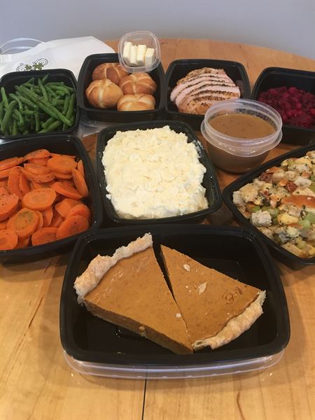 mezzaninecatering.com