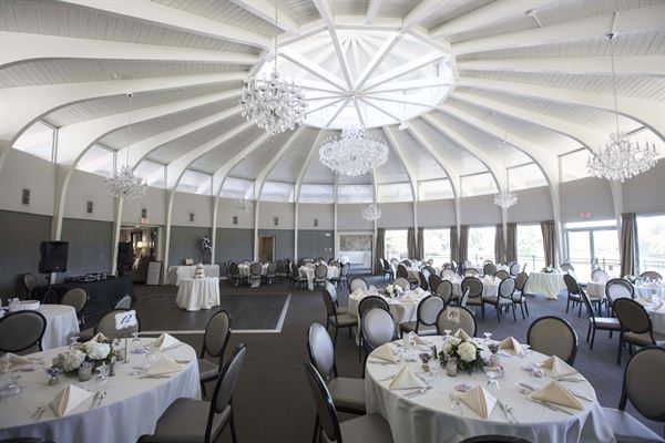 Rolling Hills Country Club