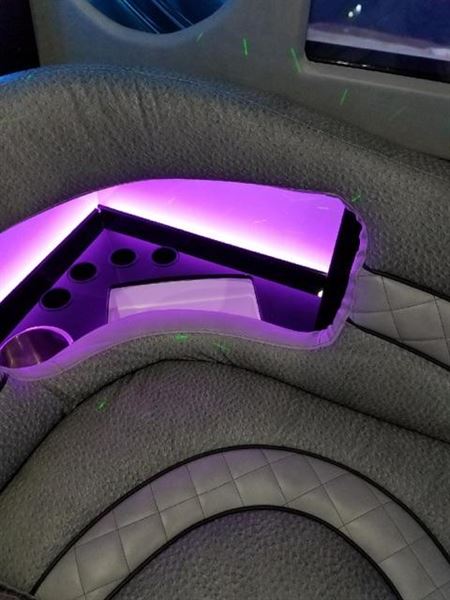 L & T VIP LIMO SERVICE