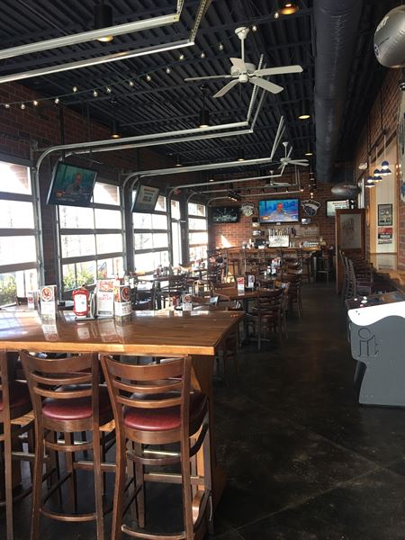 Wild Wing Cafe Cool Springs