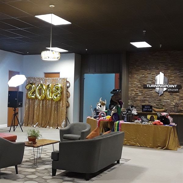 Strike A Pose Photo Booth