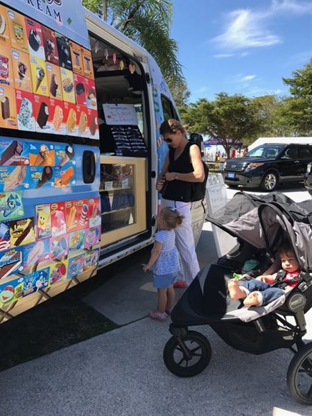 Sunny Days Ice Cream truck- Fort Myers