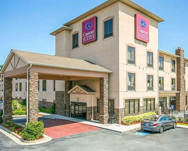 Comfort Suites