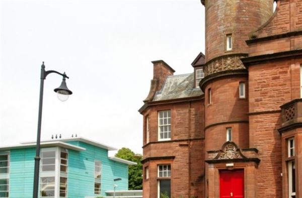 Holiday Inn Express Dumfries