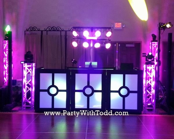 Todd Moffre Enetrtainment - Party With Todd
