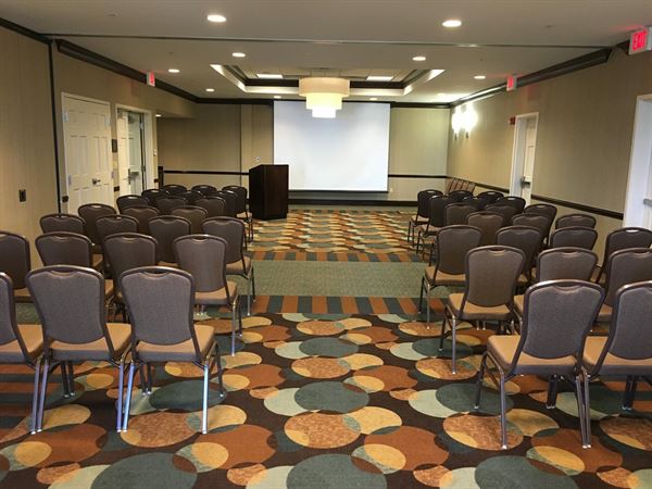 Hilton Garden Inn Hampton Coliseum Central