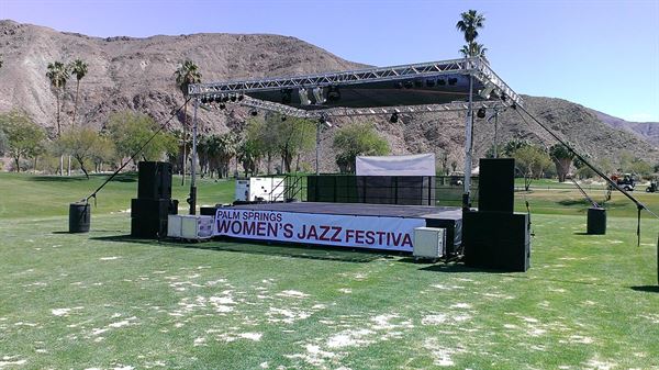 Indian Canyons Golf Resort