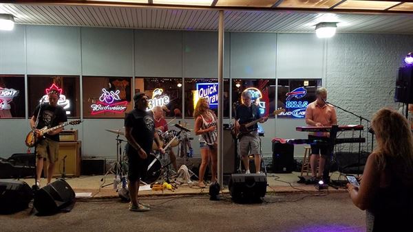 Mallwitz's Island Lanes